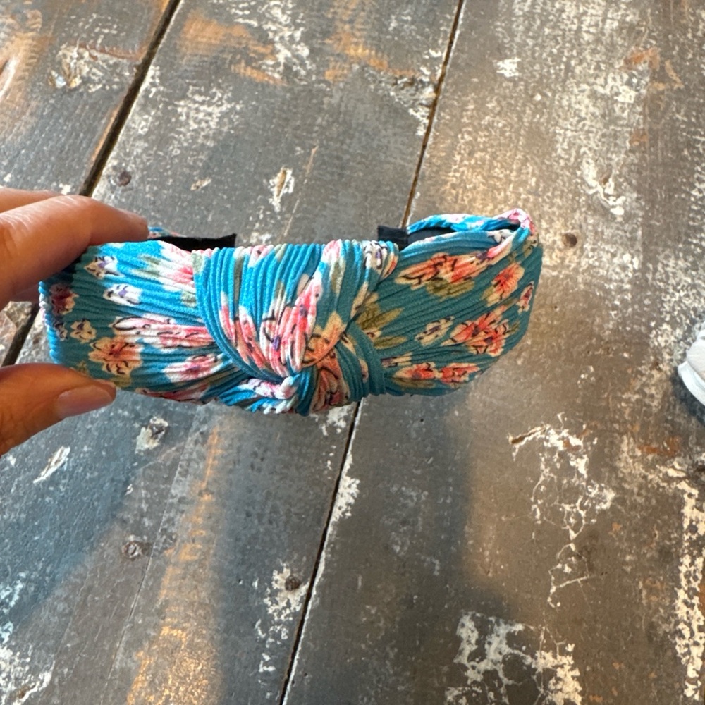 Turquoise Floral Twist Headband - Women Accessories - Picture 3 of 4